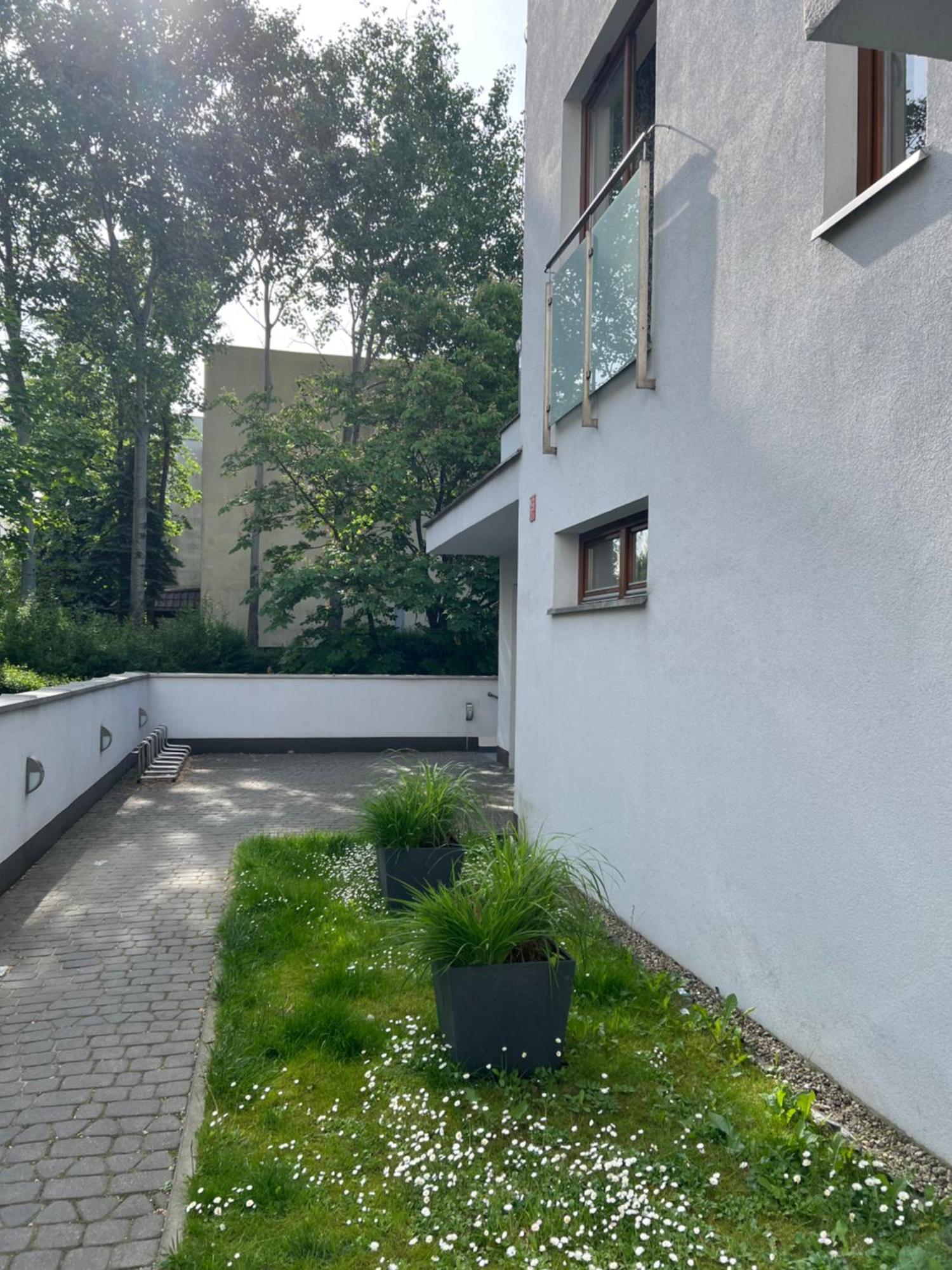 Apartament Wiktoria Wilanow Apartamento Varsóvia Exterior foto